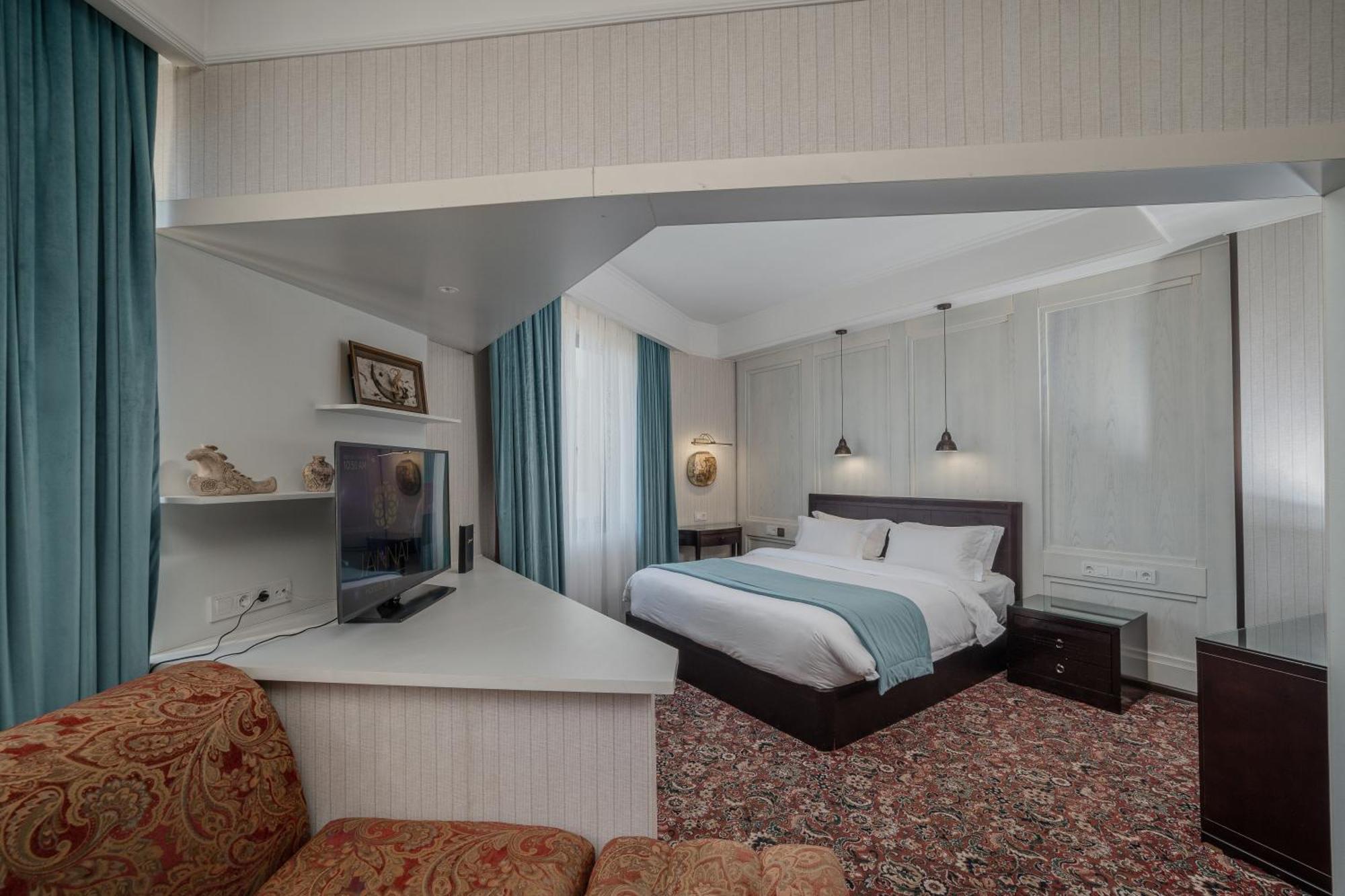 Jannat Regency Hotel Bișkek Cameră foto