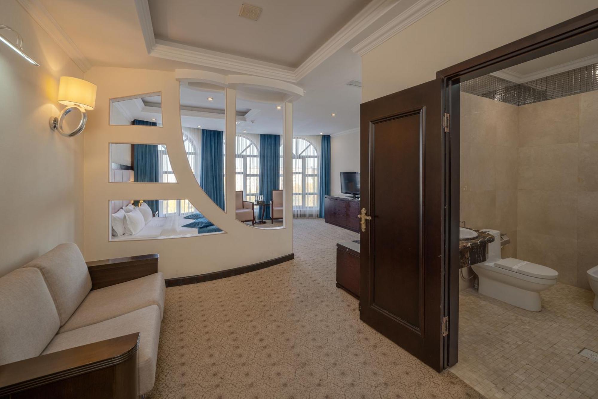 Jannat Regency Hotel Bișkek Cameră foto