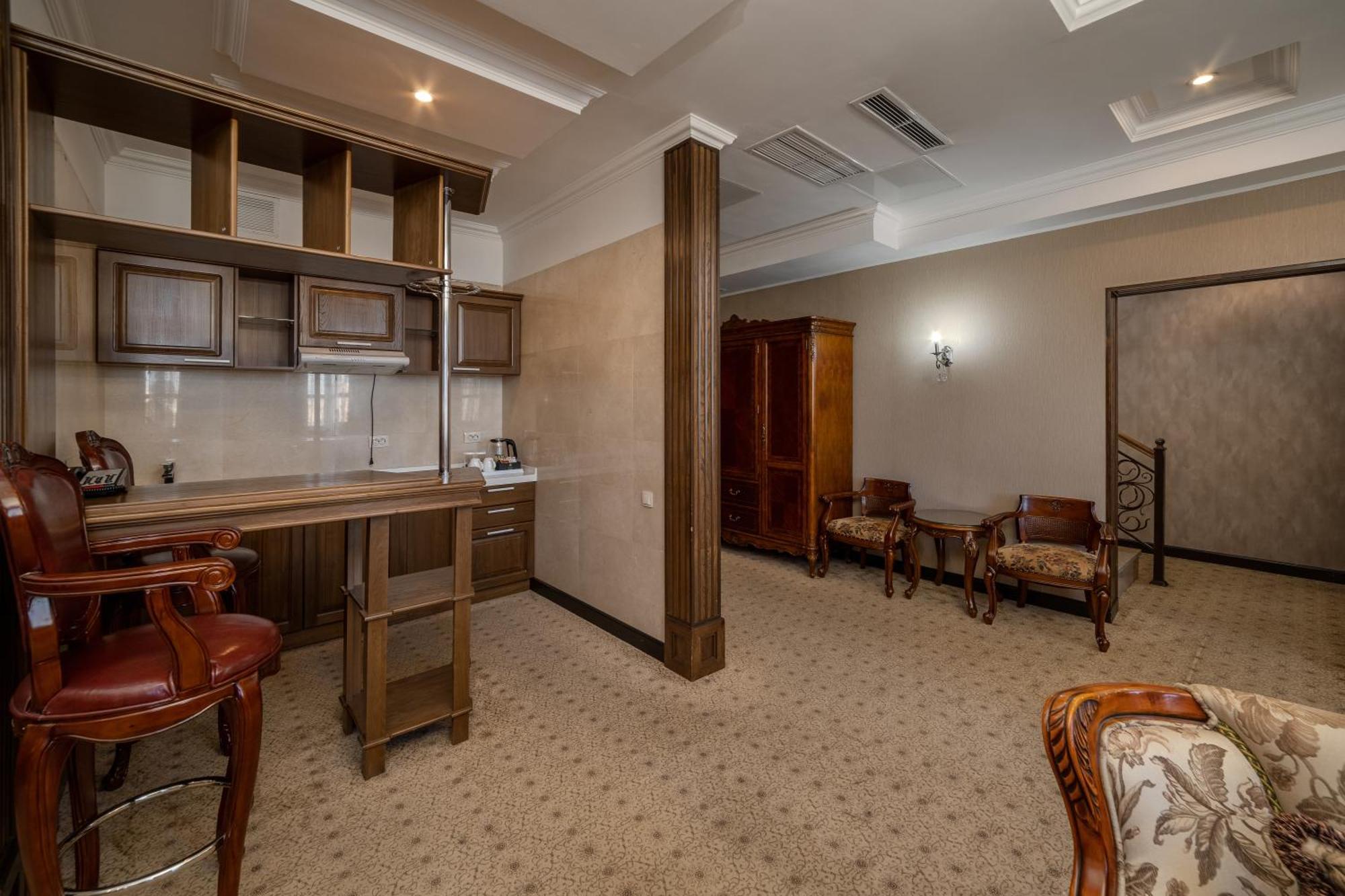 Jannat Regency Hotel Bișkek Cameră foto